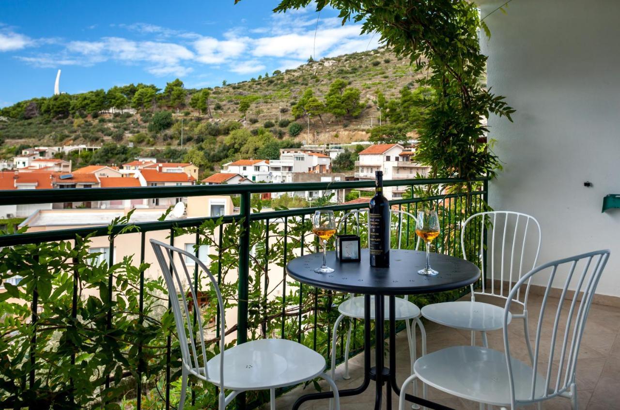 Apartments Leut 80M From The Sea Podgora Buitenkant foto