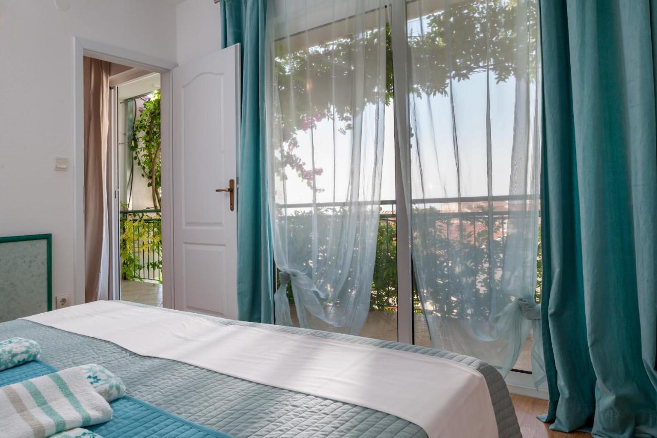 Apartments Leut 80M From The Sea Podgora Kamer foto
