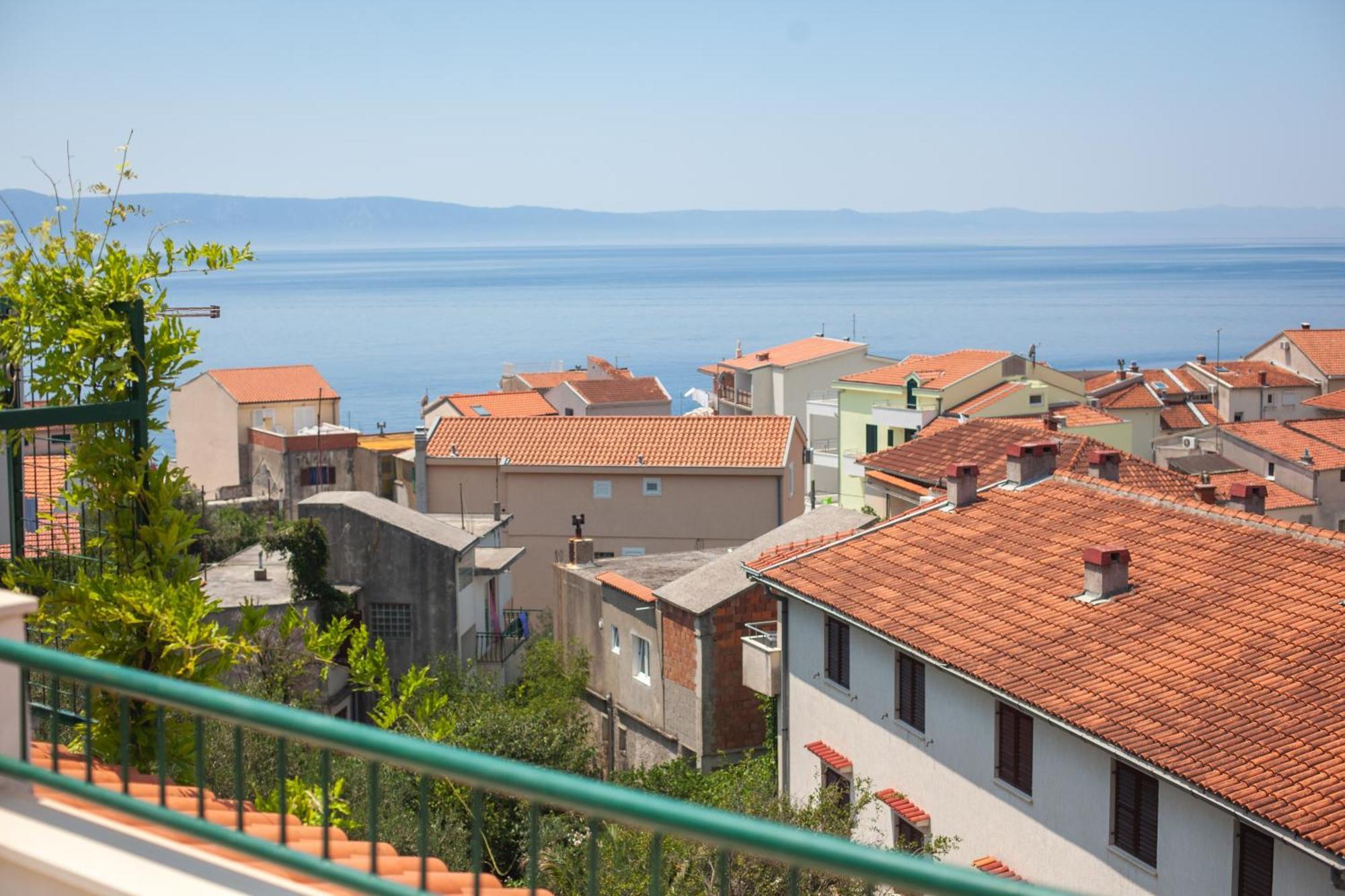 Apartments Leut 80M From The Sea Podgora Kamer foto
