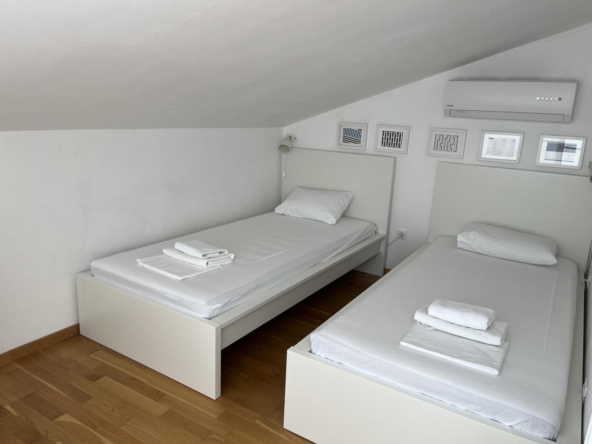 Apartments Leut 80M From The Sea Podgora Kamer foto