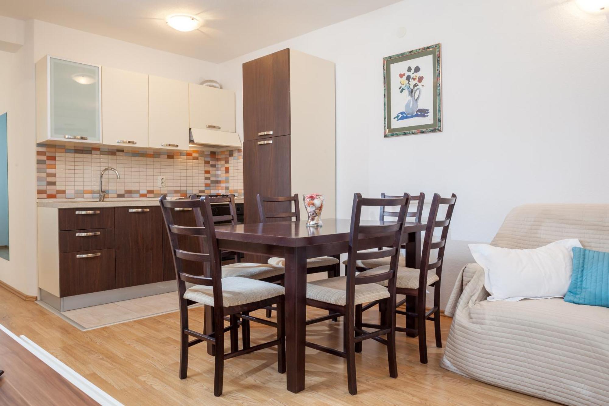 Apartments Leut 80M From The Sea Podgora Buitenkant foto